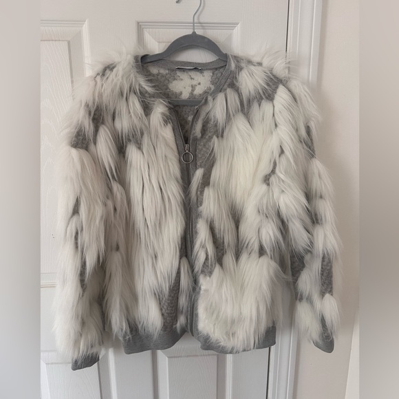 Zara faux fur bomber jacket - Picture 5 of 13